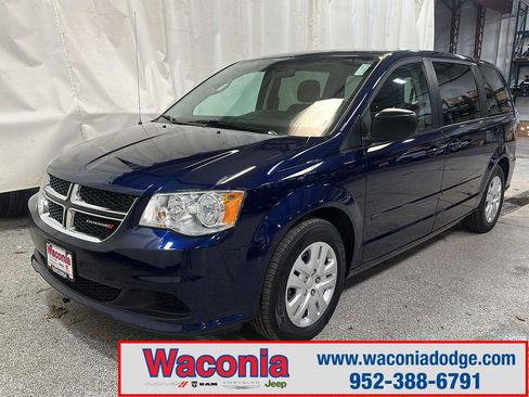 Used 2017 Dodge Grand Caravan SE w/ Power Window Group FWD image 1