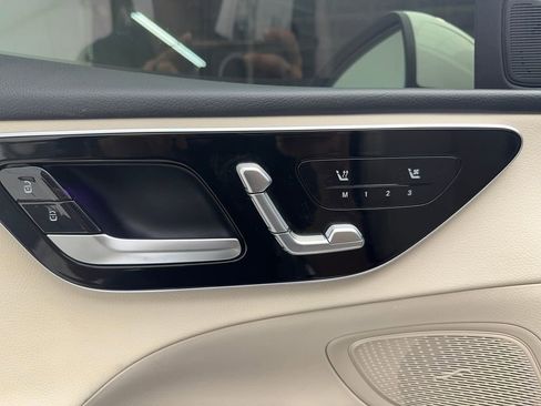 Used 2024 Mercedes-Benz C 300 Sedan image 21
