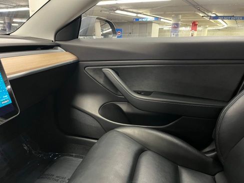 Used 2019 Tesla Model 3 Long Range image 27