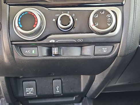 Used 2018 Honda Fit LX image 18