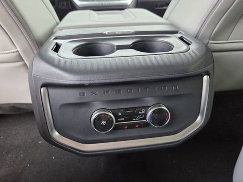 New 2026 Ford Expedition Max Platinum w/ Driver's Package image 18