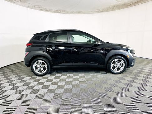 Used 2023 Hyundai Kona SEL FWD image 2