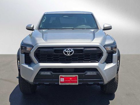 Certified 2024 Toyota Tacoma TRD Off-Road w/ TRD Off Road Upgrade Package AWD/4WD image 8