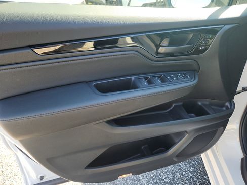New 2026 Honda Odyssey Touring image 8