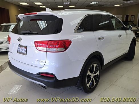 Used 2016 Kia Sorento EX FWD image 4