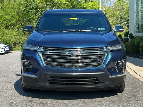 Used 2023 Chevrolet Traverse LT w/ LPO, Floor Liner Package AWD/4WD image 3