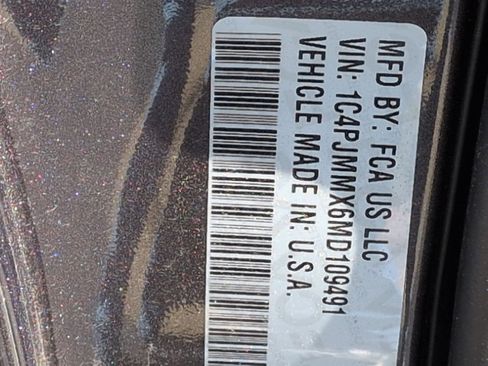 Used 2021 Jeep Cherokee Latitude Lux image 32