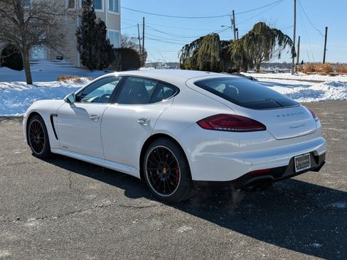 Used 2016 Porsche Panamera GTS AWD/4WD image 8