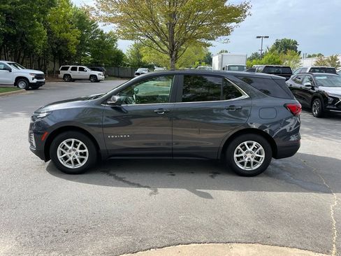 Used 2023 Chevrolet Equinox LT FWD image 4
