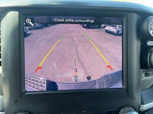 Used 2020 RAM 2500 Big Horn w/ Level 1 Equipment Group image 9