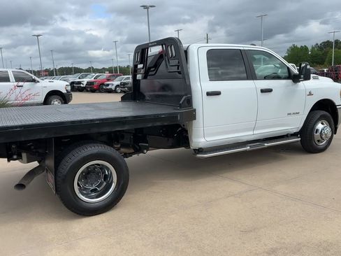 Used 2024 RAM 3500 Big Horn AWD/4WD image 9