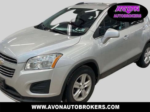 Used 2016 Chevrolet Trax LT image 1