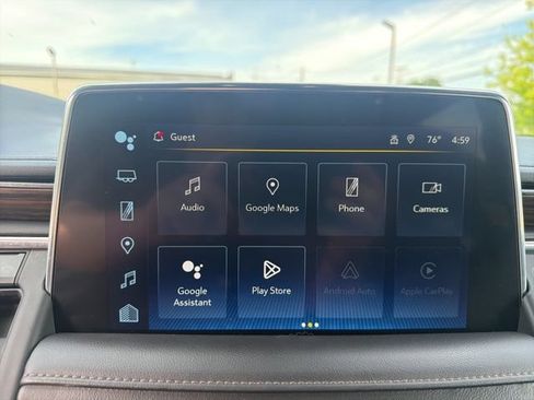 Used 2023 Chevrolet Suburban High Country AWD/4WD image 15
