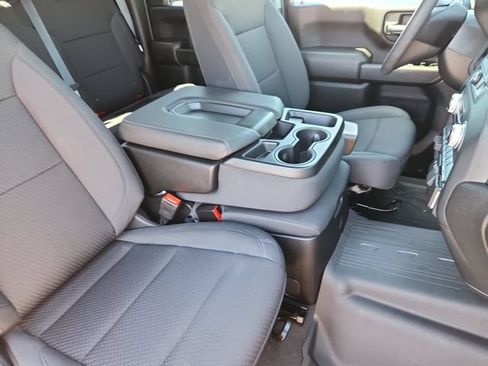 Used 2024 GMC Sierra 2500 Pro w/ Convenience Package RWD image 20
