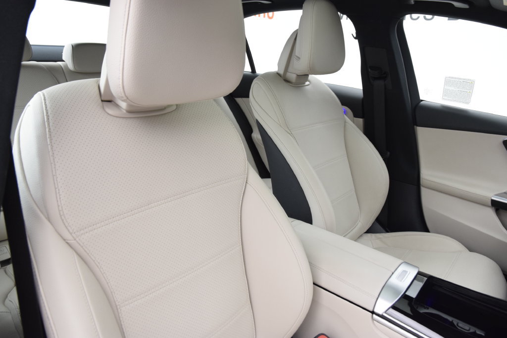 Certified 2024 Mercedes-Benz C 300 Sedan image 17