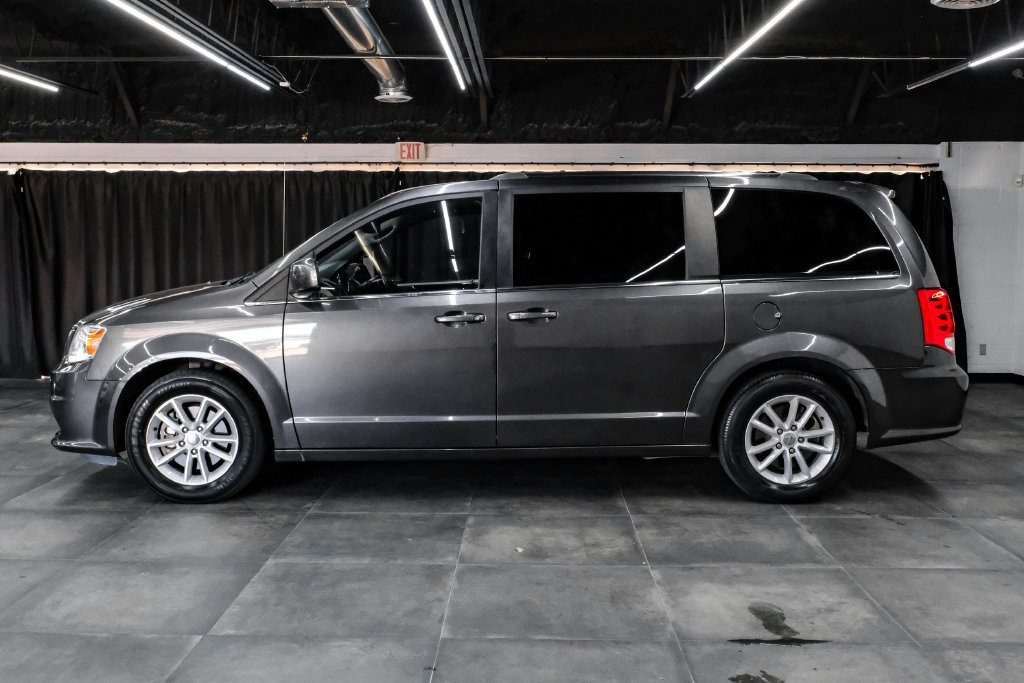 Used 2019 Dodge Grand Caravan SXT FWD image 11