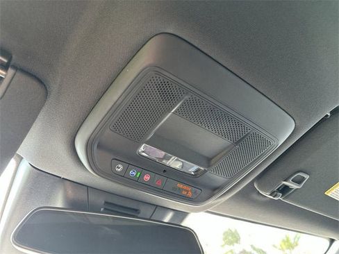 New 2026 Chevrolet Equinox EV LT image 16