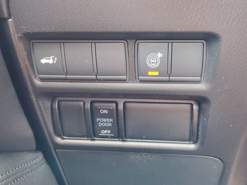 Used 2021 Nissan Armada SL w/ Captain's Chairs Package RWD image 25