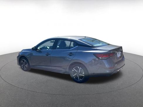 Used 2025 Nissan Sentra SV image 11