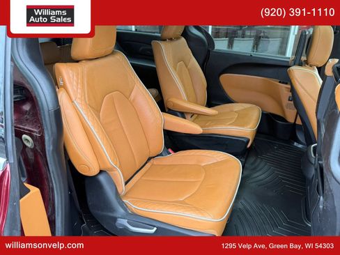 Used 2022 Chrysler Pacifica Pinnacle AWD/4WD image 14