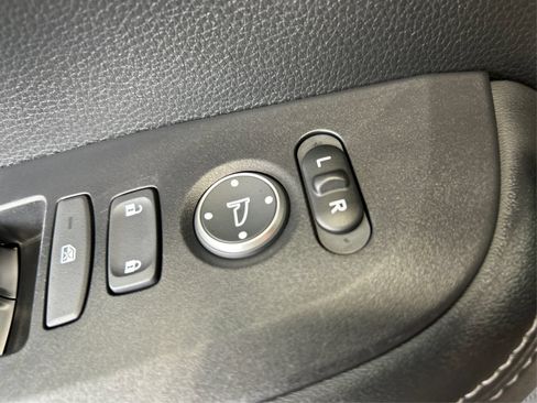 Used 2026 Honda HR-V EX-L image 32