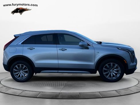 Used 2020 Cadillac XT4 Premium Luxury image 2