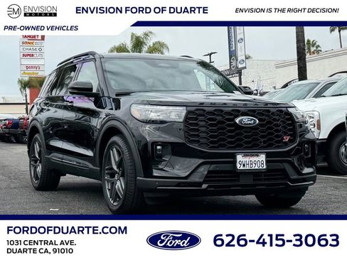 Used 2026 Ford Explorer ST image 1