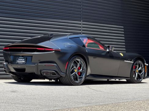 Used 2025 Ferrari 12Cilindri RWD image 8