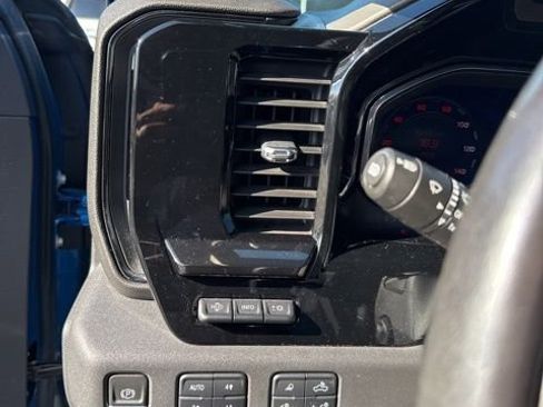 Used 2022 Chevrolet Silverado 1500 ZR2 w/ Technology Package image 21