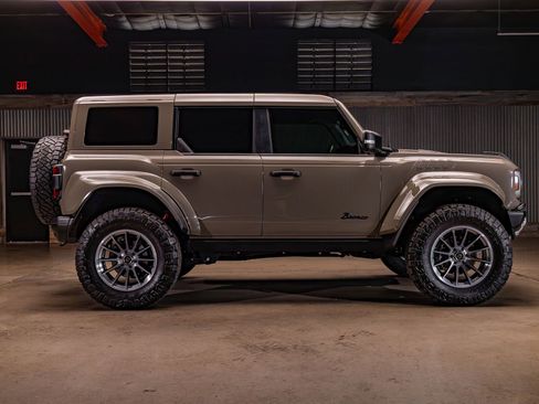 Used 2025 Ford Bronco Raptor AWD/4WD image 10