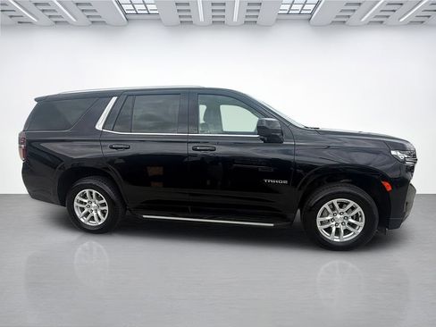 Used 2024 Chevrolet Tahoe LT RWD image 2
