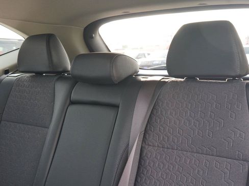 Used 2025 Kia Seltos S AWD/4WD image 24