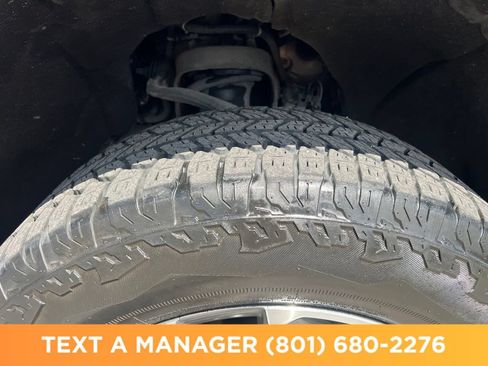 Used 2019 Chevrolet Silverado 1500 LTZ w/ Z71 Off-Road Package AWD/4WD image 9