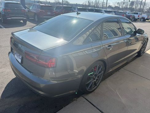 Used 2018 Audi S6 Prestige w/ S Sport Package AWD/4WD image 8