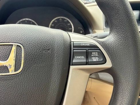 Used 2010 Honda Accord LX-P image 17