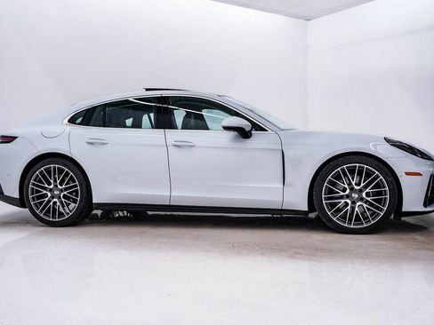 New 2026 Porsche Panamera 4 image 9