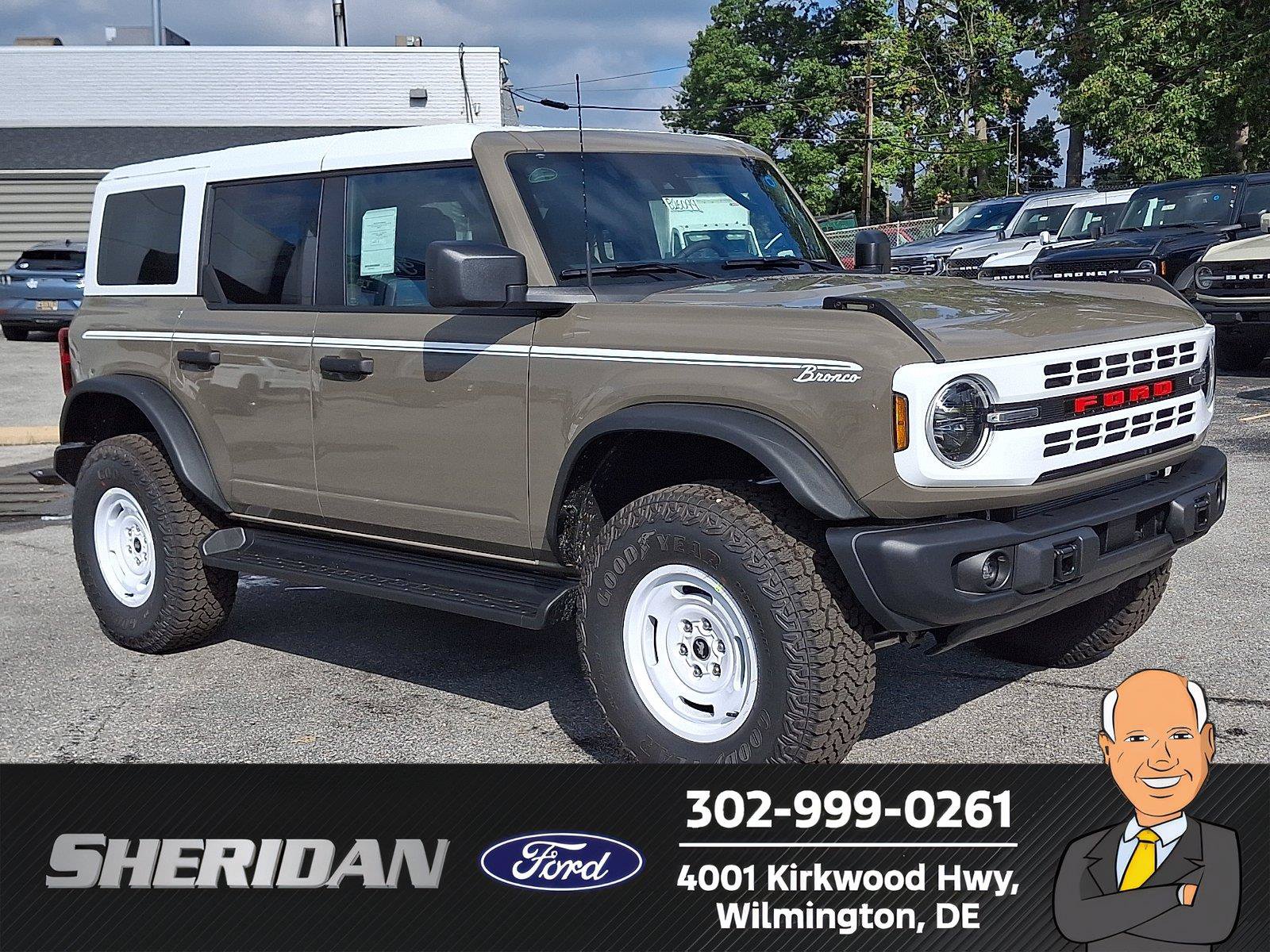 New 2026 Ford Bronco Heritage Edition AWD/4WD image 1