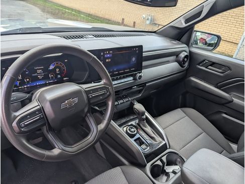 Used 2024 Chevrolet Colorado Trail Boss w/ Advanced Trailering Package AWD/4WD image 15