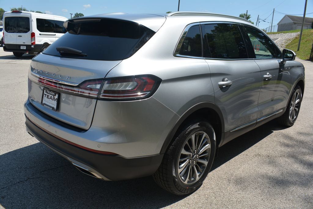 Used 2023 Lincoln Nautilus AWD w/ Premium Package image 5