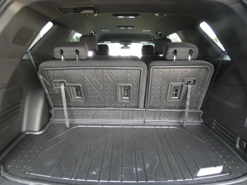 Certified 2023 Chevrolet Traverse LT w/ LPO, Floor Liner Package AWD/4WD image 15
