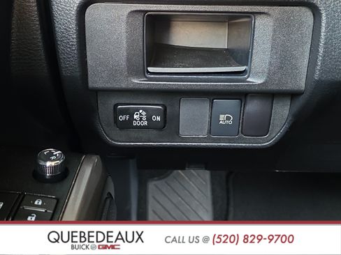 Used 2018 Toyota Tacoma SR5 RWD image 25