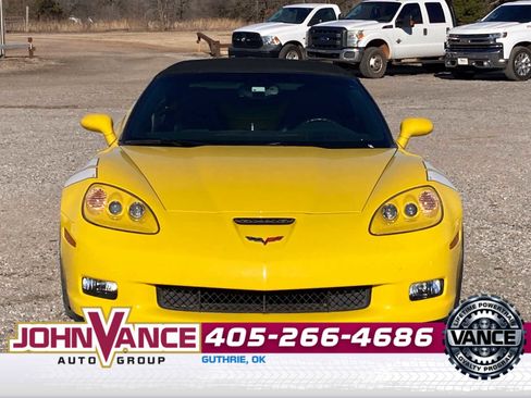 Used 2011 Chevrolet Corvette Grand Sport w/ Preferred Equipment Group image 9