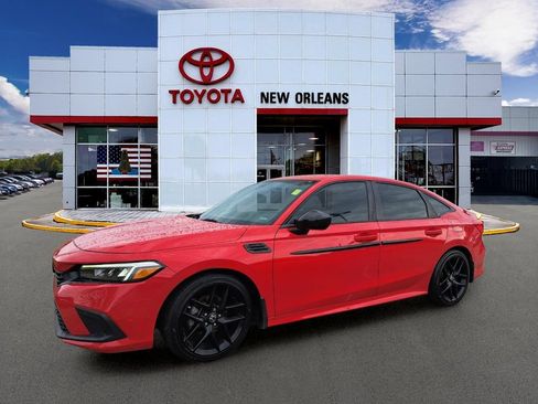 Used 2023 Honda Civic Sport image 1