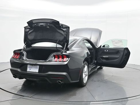 New 2026 Ford Mustang Coupe image 38