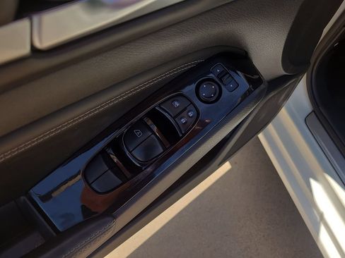 Certified 2023 Nissan Altima 2.5 SL FWD image 18
