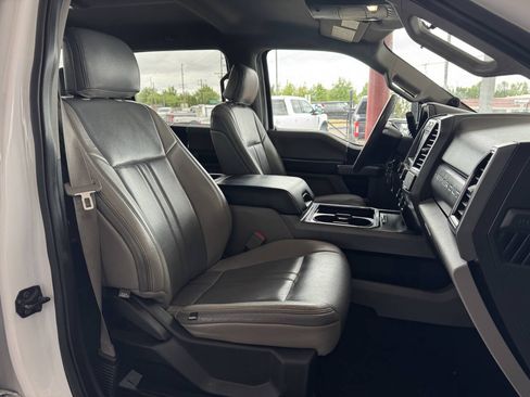 Used 2019 Ford F350 XLT AWD/4WD image 5