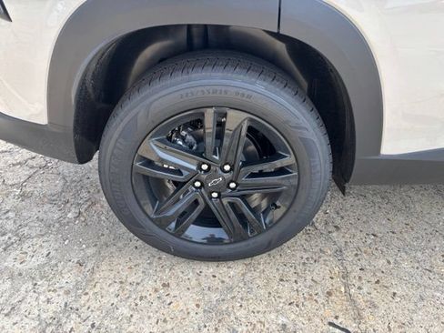 New 2026 Chevrolet Trax ACTIV w/ Driver Confidence Package FWD image 9