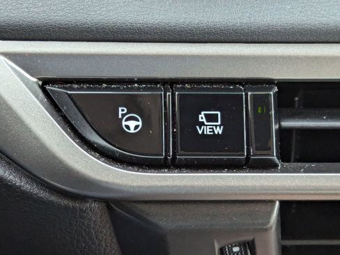 Certified 2025 Lexus RX 350 w/ Luxury Package image 31