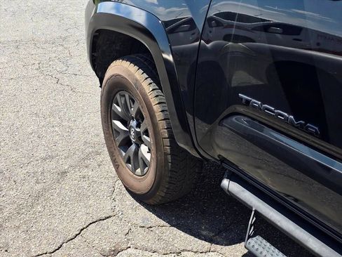 Used 2023 Toyota Tacoma SR5 w/ Technology Package RWD image 20
