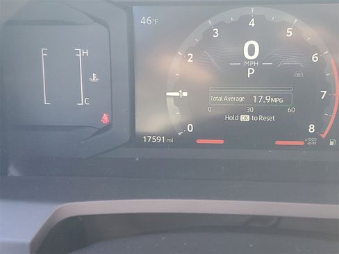 Certified 2025 Toyota Tacoma SR5 image 22